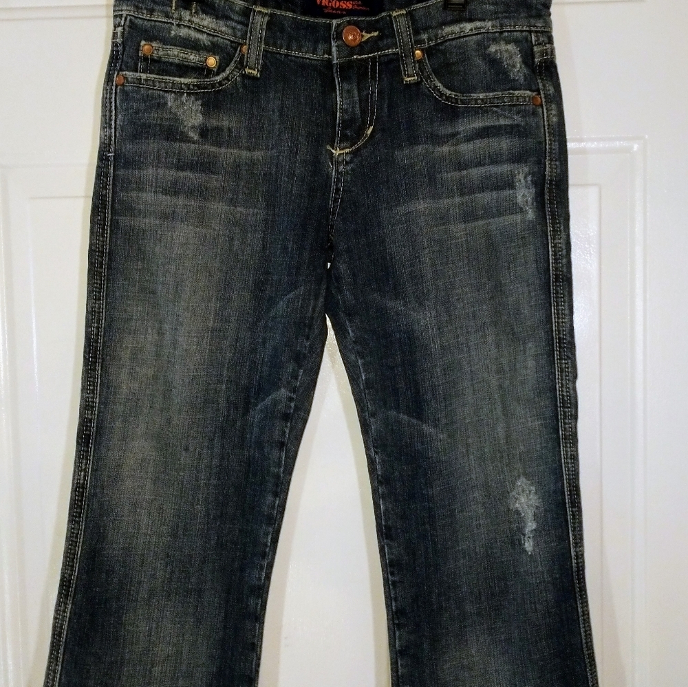 Women's Caprice